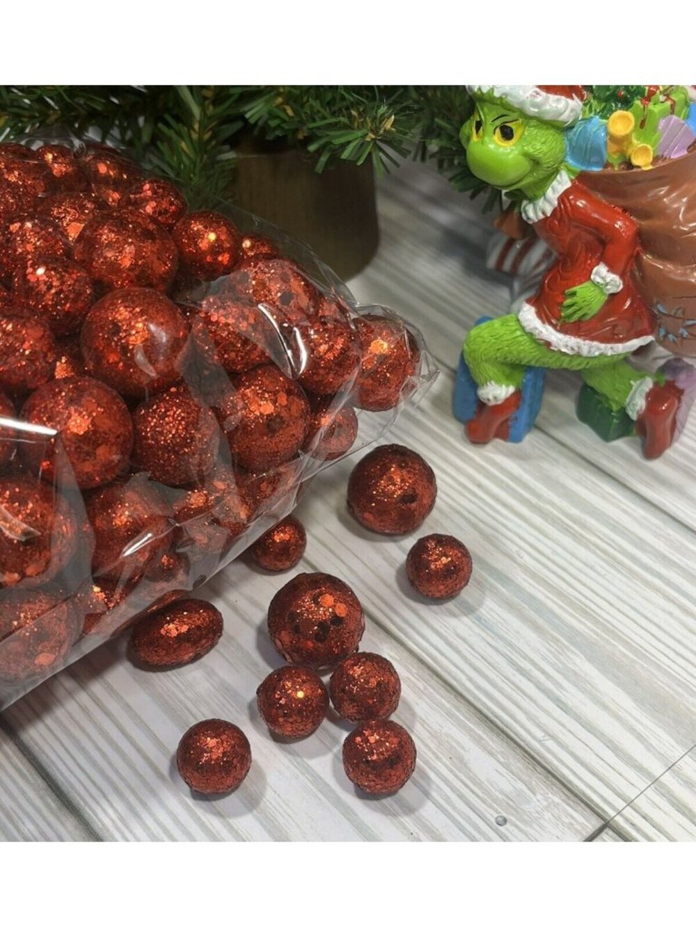 Christmas Shoppe Crafting RED GLITTER Sparkle Ball Bowl Vase Filler 1.52 oz S6 - Picture 2 of 8